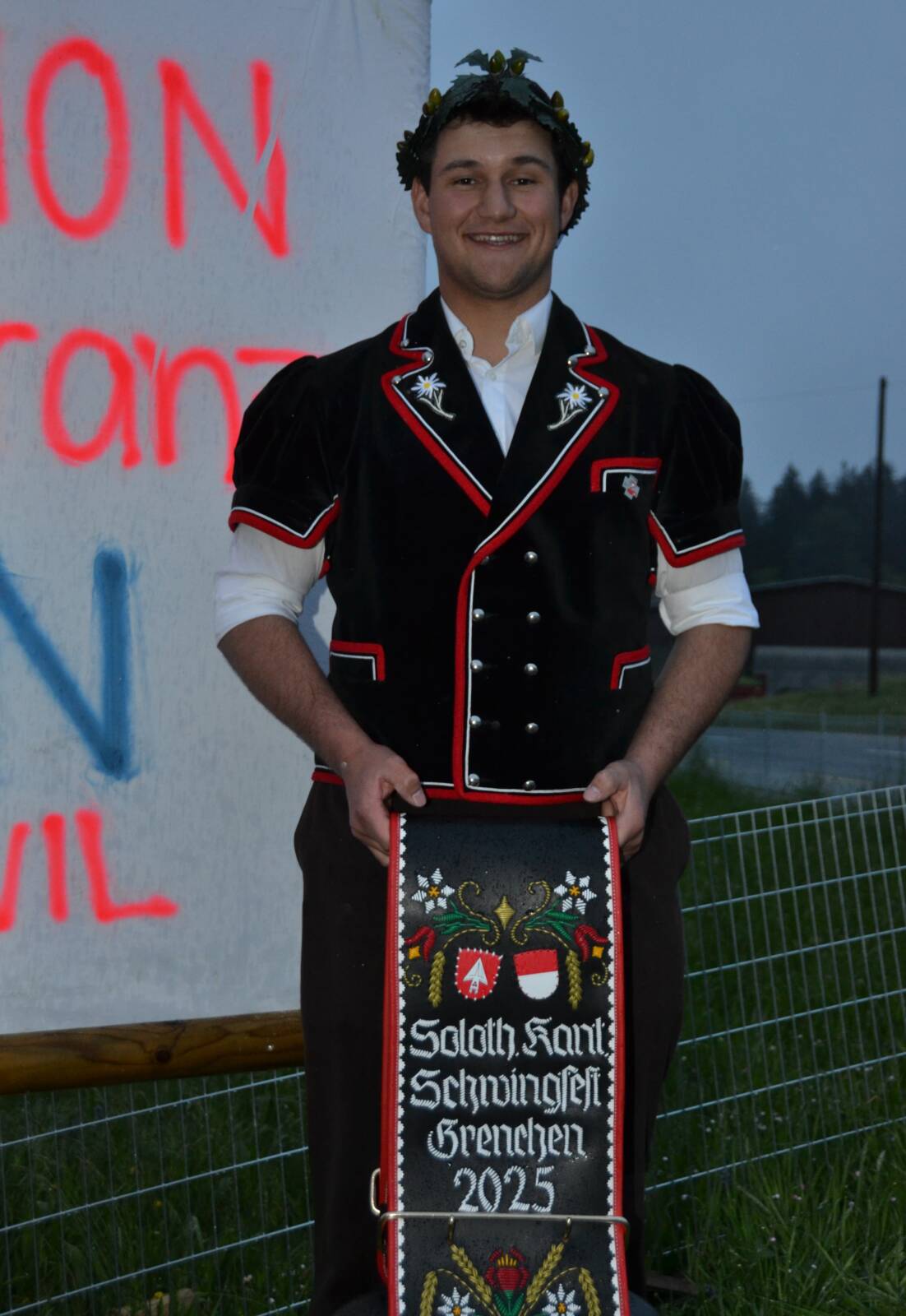 Flurin Eymann gewinnt ersten Kranz am 